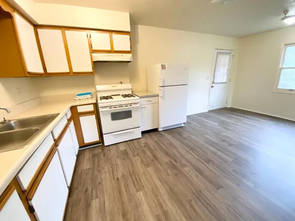 584 1st St, Morgantown, WV