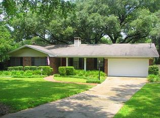 4914 Vernon Rd, Tallahassee, FL 32317