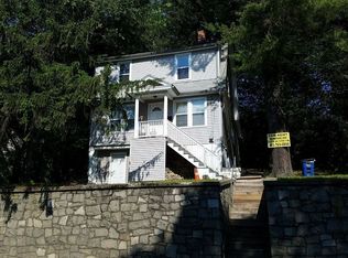 718 Frost Rd, Waterbury, CT 06705