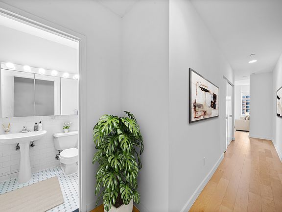 2nd image of 90 Washington St APT 3N
