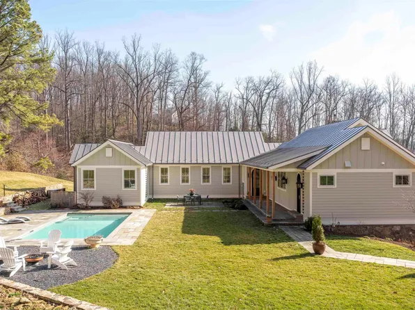 1400 Bundoran Dr, North Garden, VA 22959