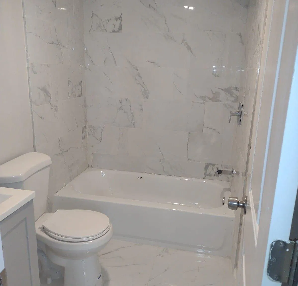 3 bed, 1014 sqft, $2,495 — Photo 3