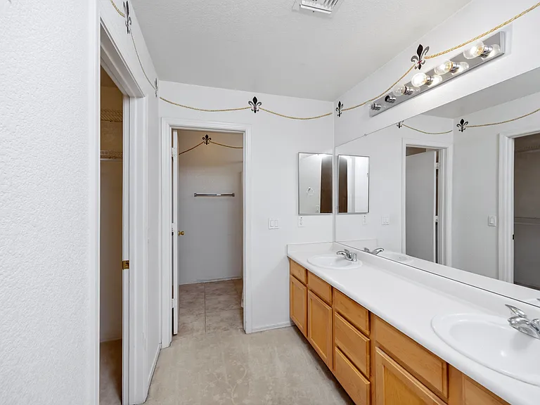 40301 N Fazio St — Photo 10