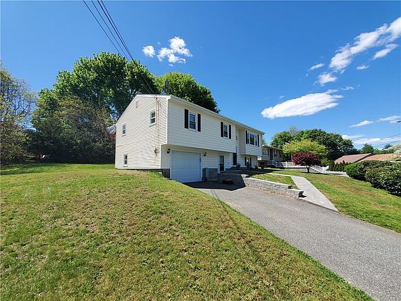 3rd image of 42 N Fairview St