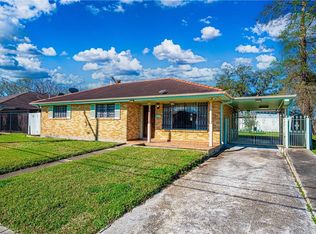 4642 Cardenas Dr, New Orleans, LA 70127
