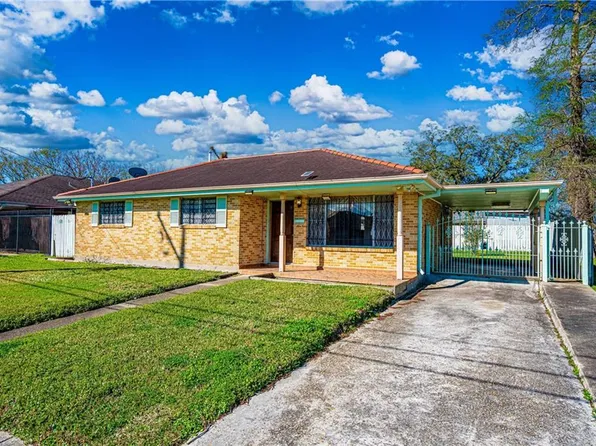 4642 Cardenas Dr, New Orleans, LA 70127