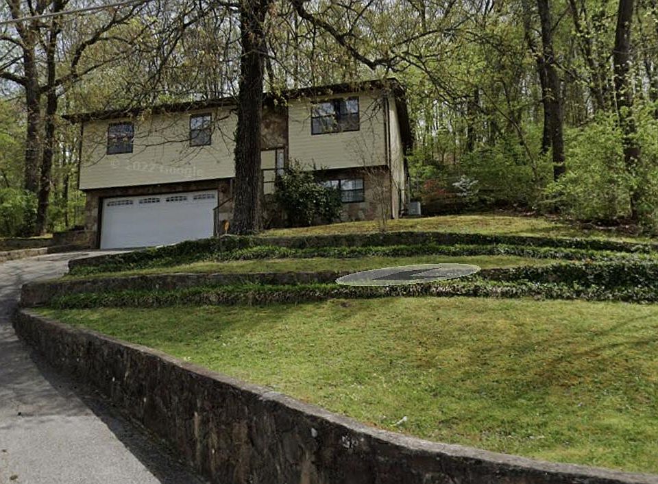 1st image of 3712 Pickering Ave