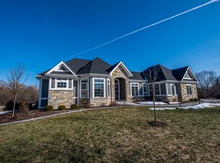 1152 Four Winds Way, Hartland, WI 53029