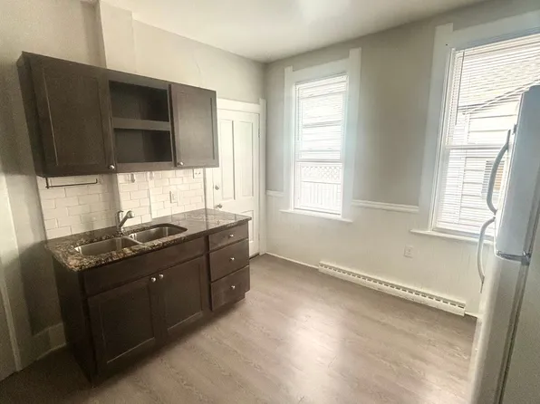 1207 Kane, 1207 E Kane Pl, Milwaukee, WI 53202