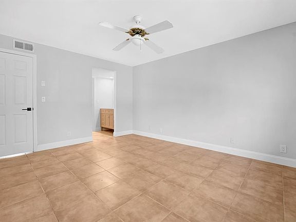4th image of 1732 NW 81st Ave
