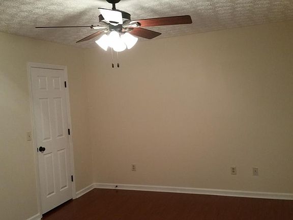 Ceiling fans throughout