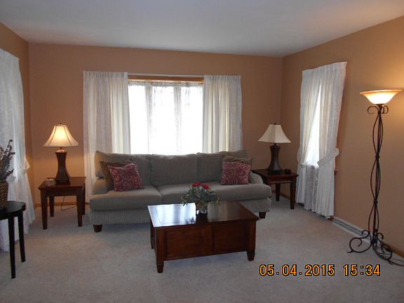 2nd image of 711 Oakmont Ave