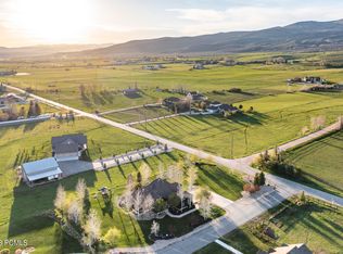 5425 N Estate Ln, Oakley, UT 84055