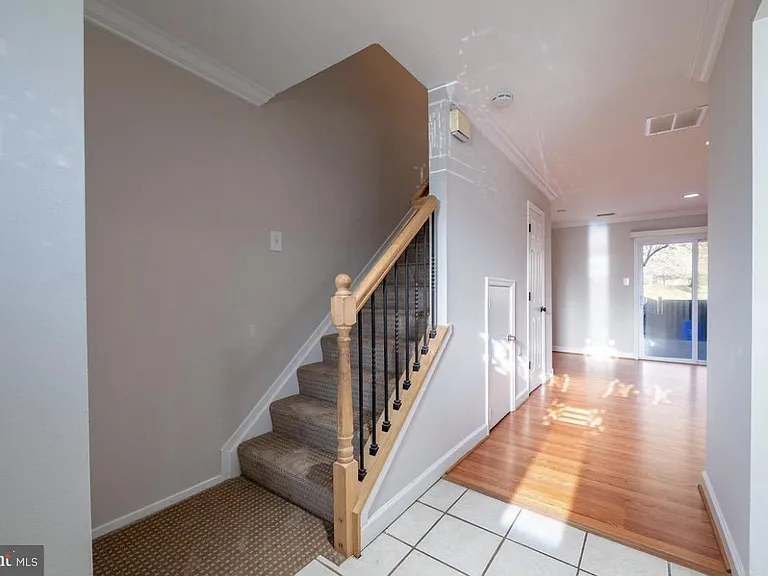 18811 Birdseye Dr — Photo 2