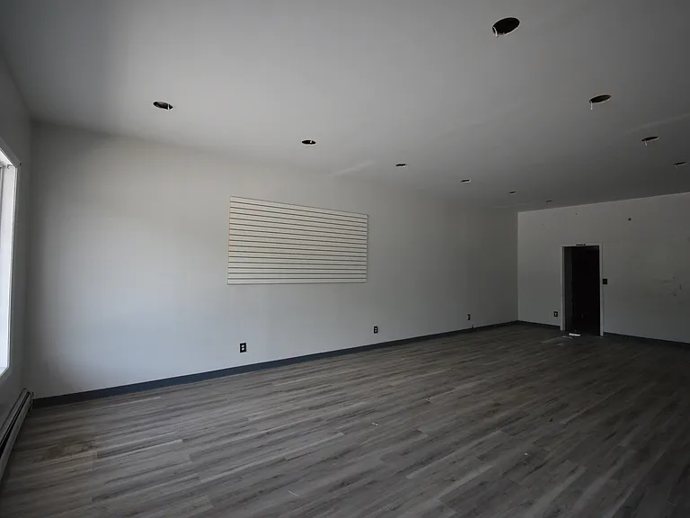 870 Violet Ave #8 — Photo 4