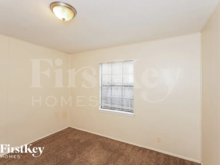 4841 Trailwood Dr — Photo 11