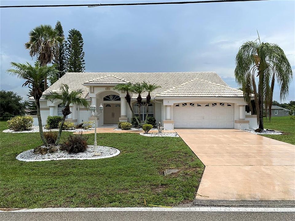 1st image of 719 Rotonda Cir