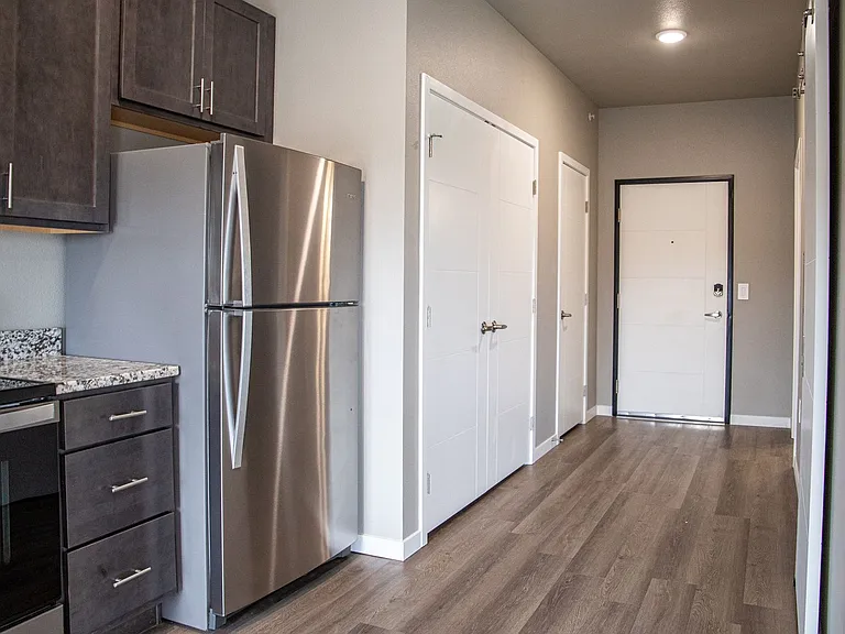 Kraewood Flats - Summer Rent Special through July 31 2026 — Photo 23