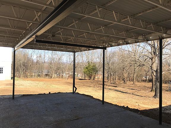 5th image of 617 Farview Dr