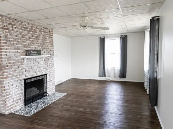 302 S 4th Ave, Streator, IL 61364
