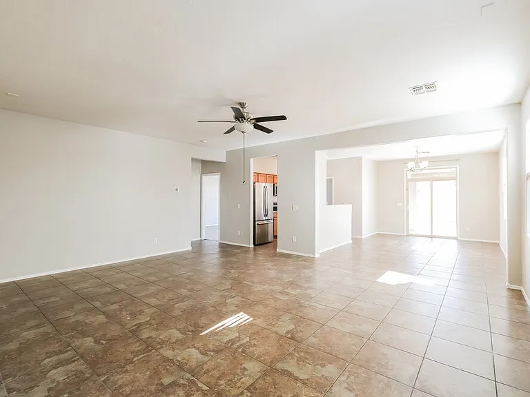 7342 W Saint Charles Ave — Photo 5