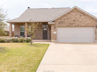 4018 Bittern Dr, College Station, TX 77845