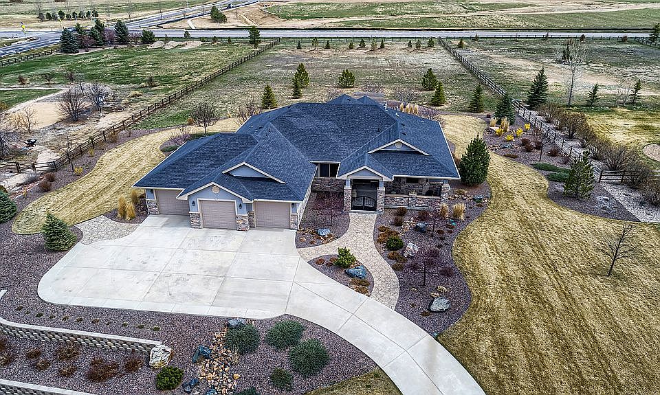 1st image of 8896 Longs Peak Cir