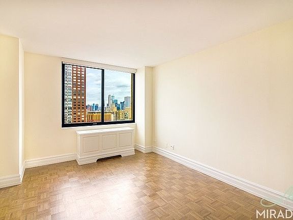 3rd image of 145 W 67th St APT 41D
