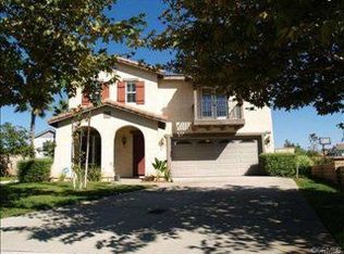 8033 Jamestown Cir, Fontana, CA 92336