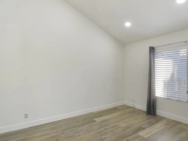 49 Whippoorwill Ln — Photo 8