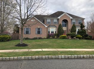124 Newington Ln, Toms River, NJ 08755