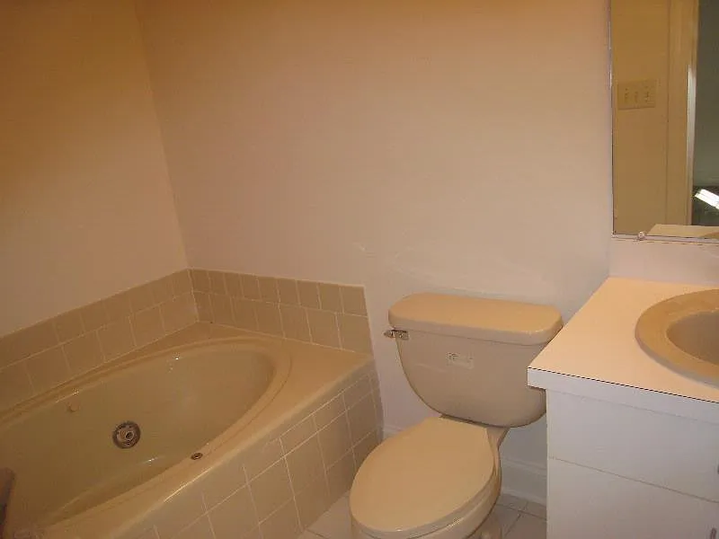 4203-A Ashbrook Drive — Photo 4