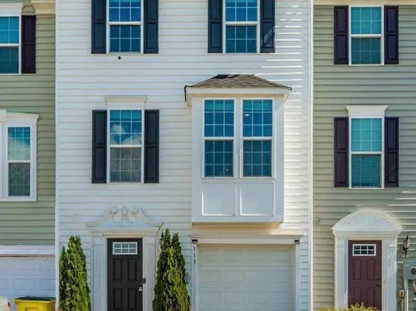 113 Montreal Way, Falling Waters, WV 25419
