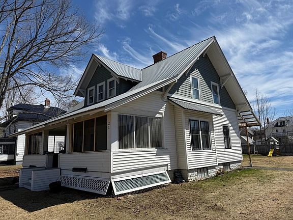 2nd image of 21 Bowdoin Street