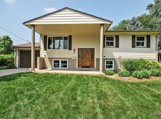 803 Elizabeth St, Batavia, IL 60510