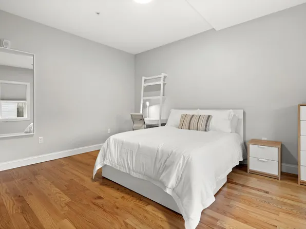 211 Princeton St, Boston, MA