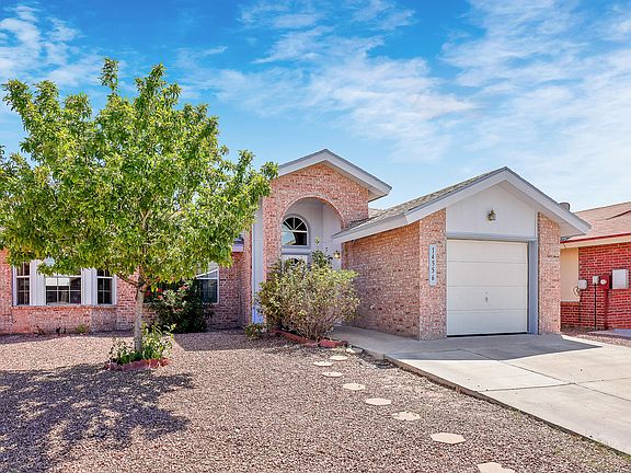 2nd image of 14556 Desierto Bello Ave