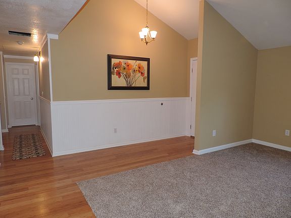 entry hall and livingroom