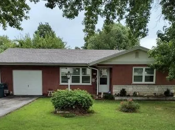 916 S Denver Place, Bolivar, MO 65613