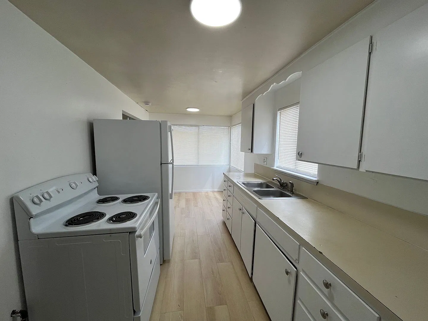Larch Way Townhomes — Photo 2