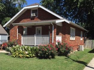 214 W Douglas Ave, Effingham, IL 62401