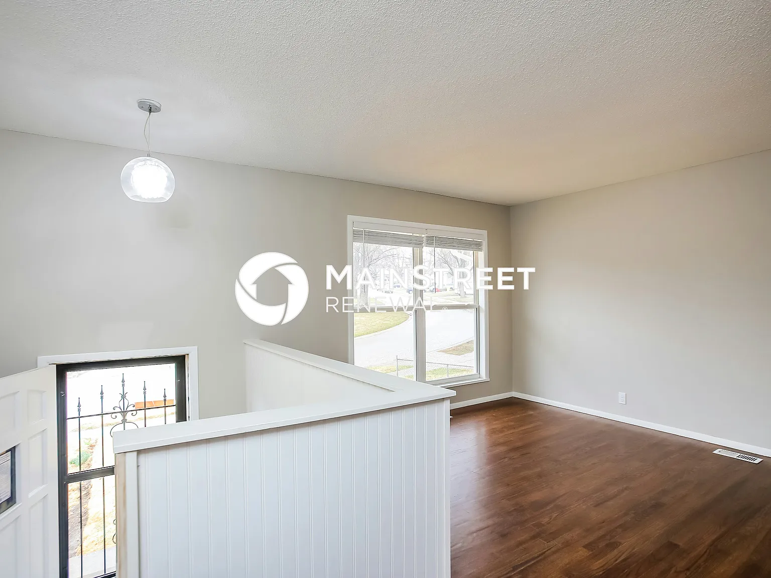 1511 N Seminole Dr — Photo 4