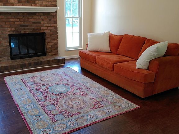 5th image of 1729 Campfire Dr #1