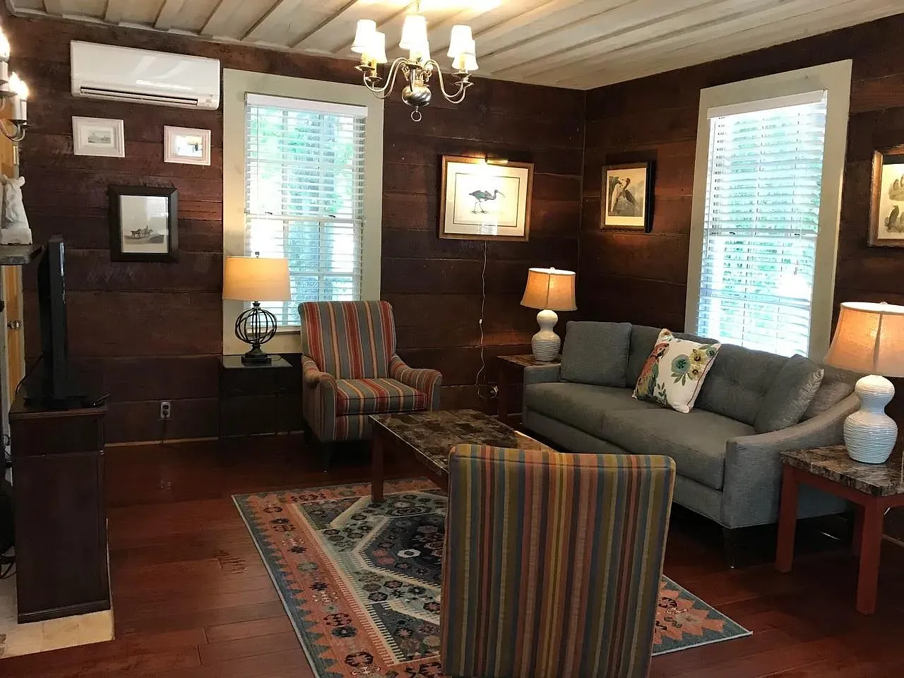 1 bed, 1100 sqft, $1,900 — Photo 2