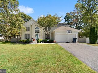 1044 Bonnie Blue Cir, Williamstown, NJ 08094