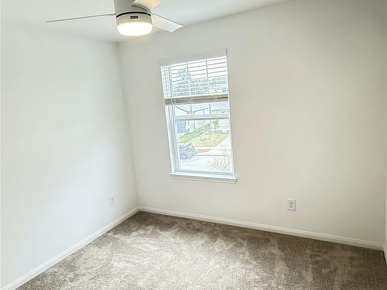 23406 Wagon Cart Rd — Photo 20