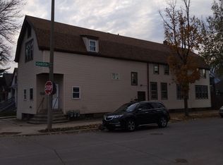 2901 S 8th St #3, Milwaukee, WI 53215