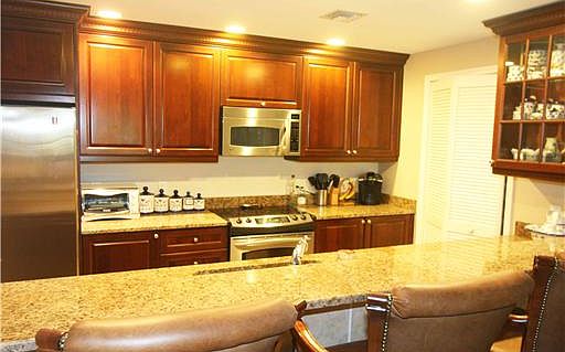 3rd image of 100 Andalusia Ave APT 513