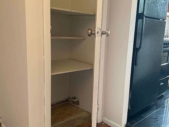 5th image of 495 Henry St #4B