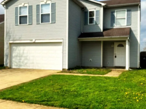 2302 Summerwood Ln, Greenwood, IN 46143